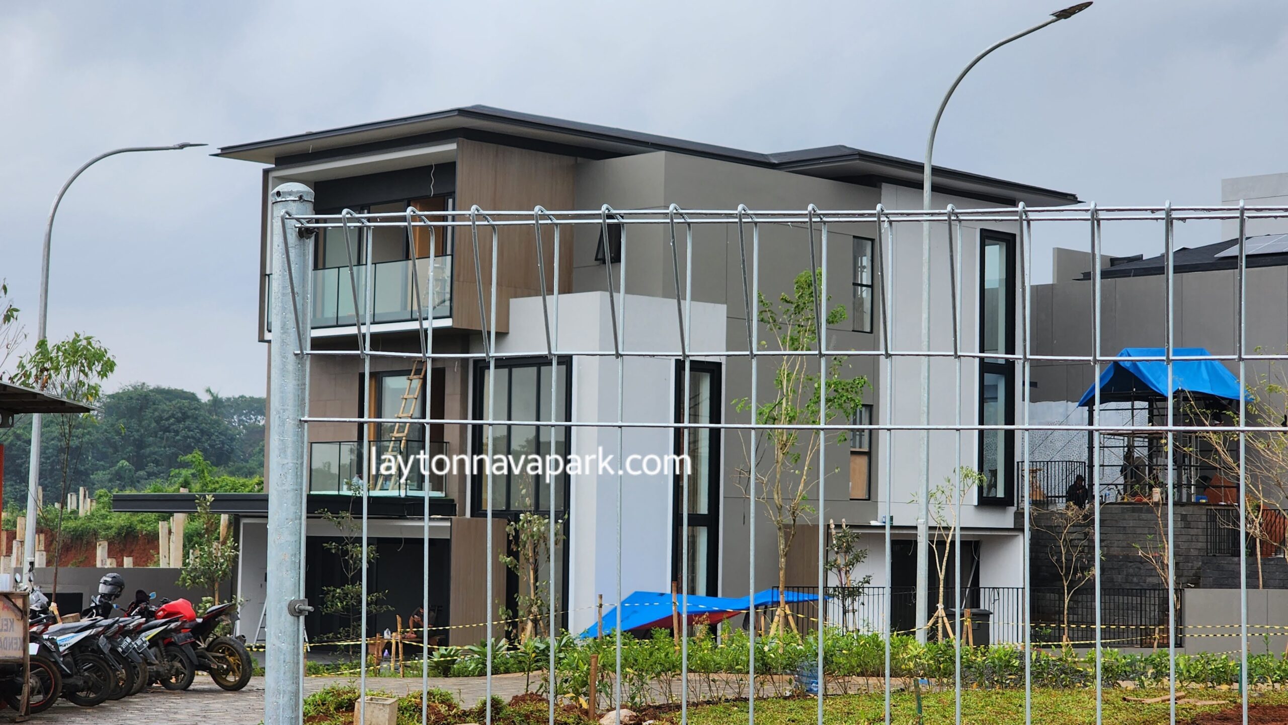 Layton Nava Park Segera Launching